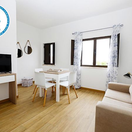 A48 - Windmill 1 Bed Apartment In Odiáxere Buitenkant foto