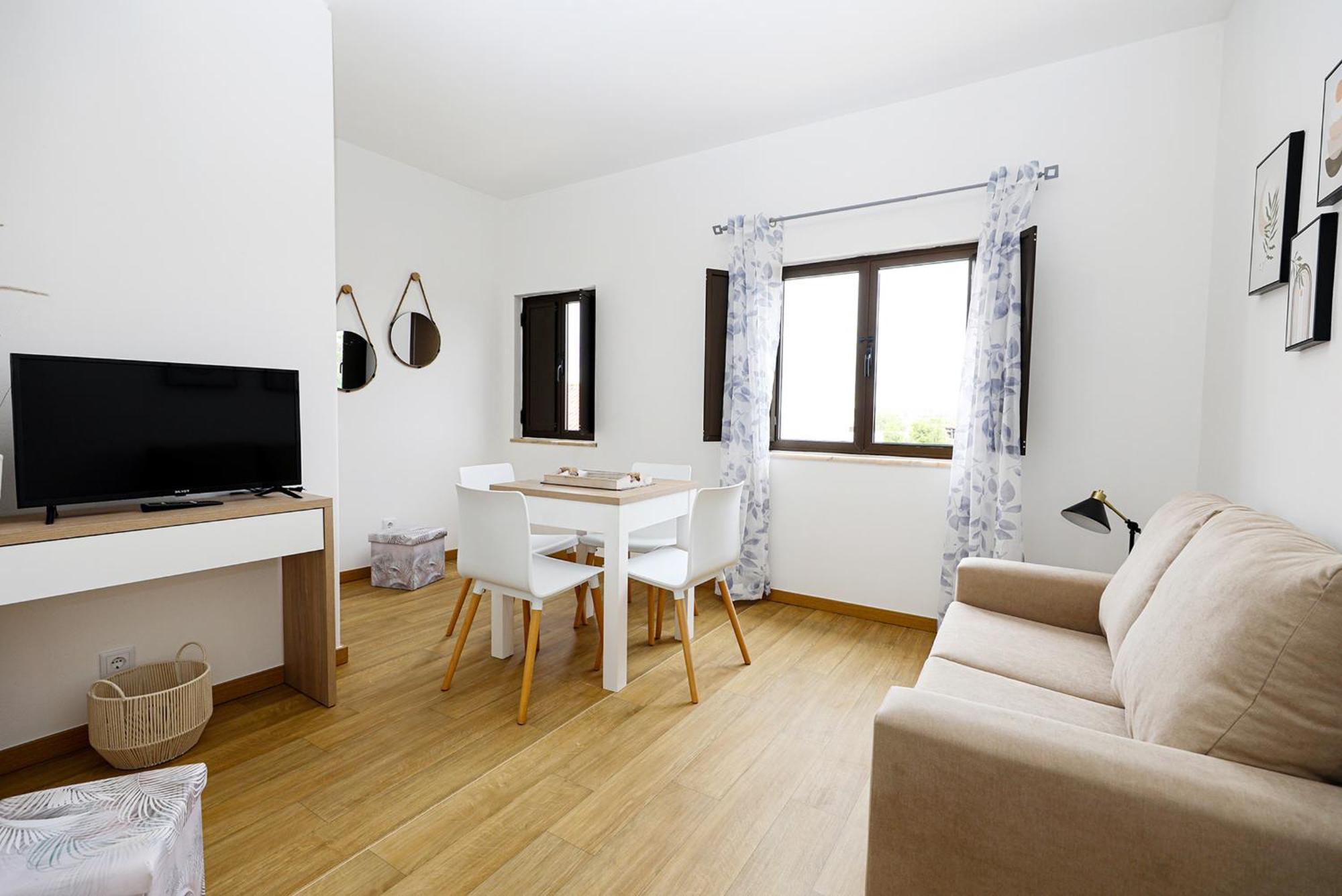 A48 - Windmill 1 Bed Apartment In Odiáxere Buitenkant foto
